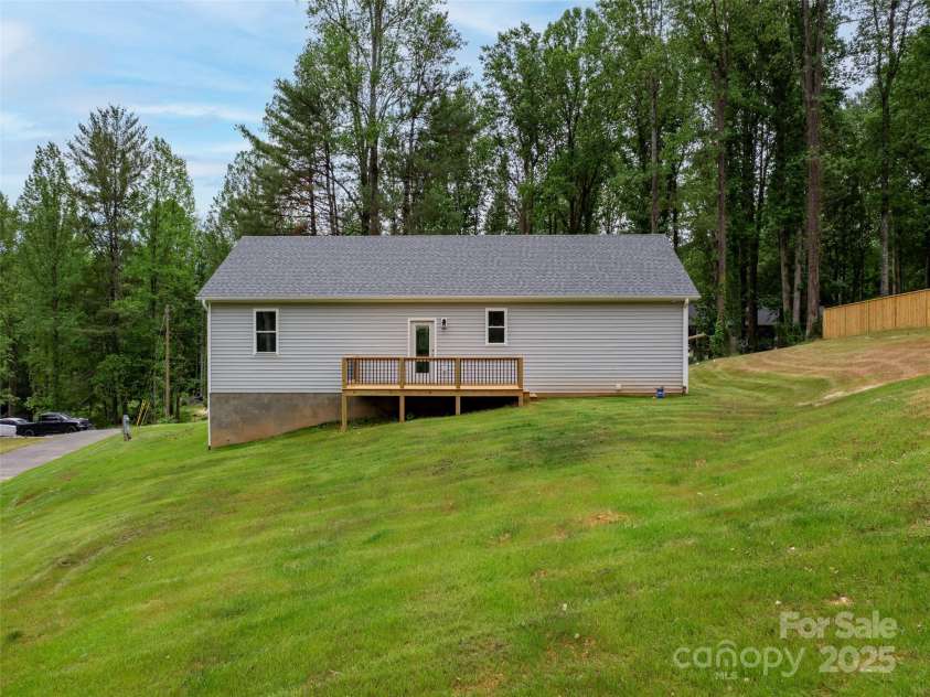 62 Smokey Quartz Lane, Flat Rock, NC 28731.  MLS# CAR4266289, YatesRealty ID 30175. Back Exterior