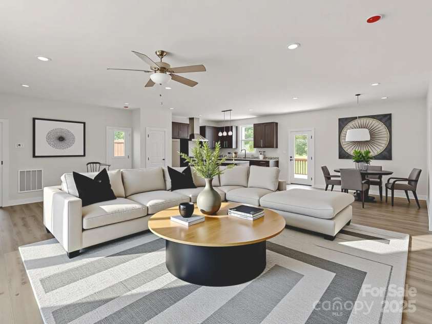 62 Smokey Quartz Lane, Flat Rock, NC 28731.  MLS# CAR4266289, YatesRealty ID 30175. Virtually staged