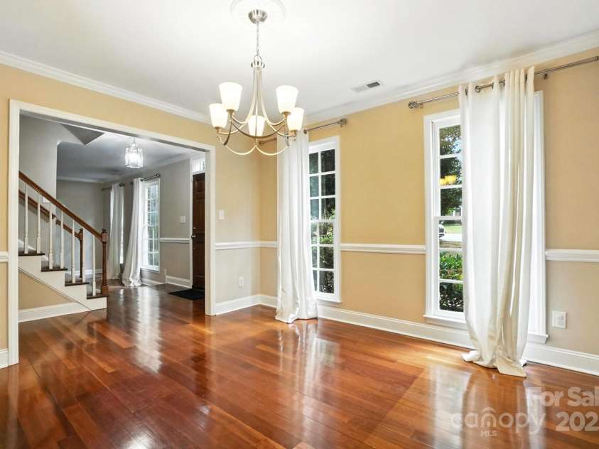 15129 Chewtonglen Lane, Huntersville, NC 28078.  MLS# CAR4283260, YatesRealty ID 30176. 