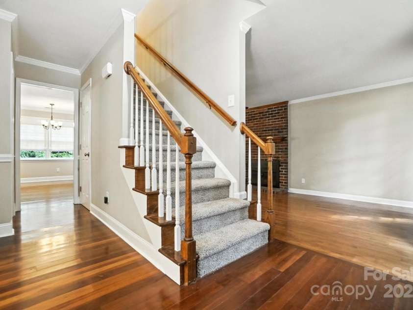 15129 Chewtonglen Lane, Huntersville, NC 28078.  MLS# CAR4283260, YatesRealty ID 30176. 