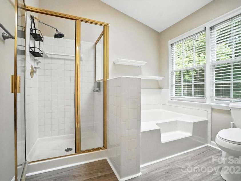 15129 Chewtonglen Lane, Huntersville, NC 28078.  MLS# CAR4283260, YatesRealty ID 30176. 