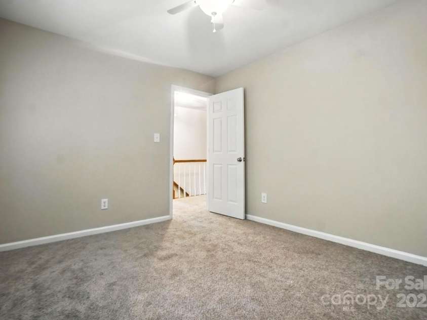 15129 Chewtonglen Lane, Huntersville, NC 28078.  MLS# CAR4283260, YatesRealty ID 30176. 