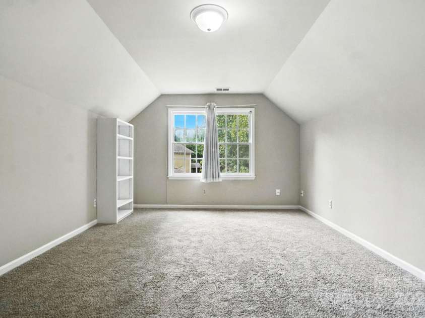 15129 Chewtonglen Lane, Huntersville, NC 28078.  MLS# CAR4283260, YatesRealty ID 30176. 