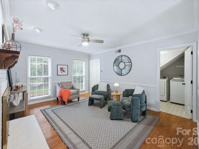 2726 Heidleburg Lane, Charlotte, NC 28210.  MLS# CAR4377864, YatesRealty ID 30176. 