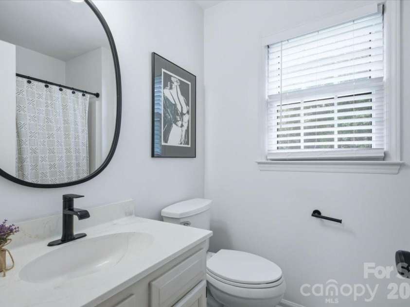 2726 Heidleburg Lane, Charlotte, NC 28210.  MLS# CAR4377864, YatesRealty ID 30176. 