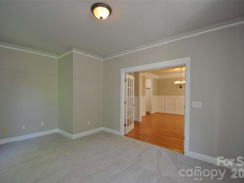 127 Pavillion Lane, Mooresville, NC 28117.  MLS# CAR4390234, YatesRealty ID 30177. 