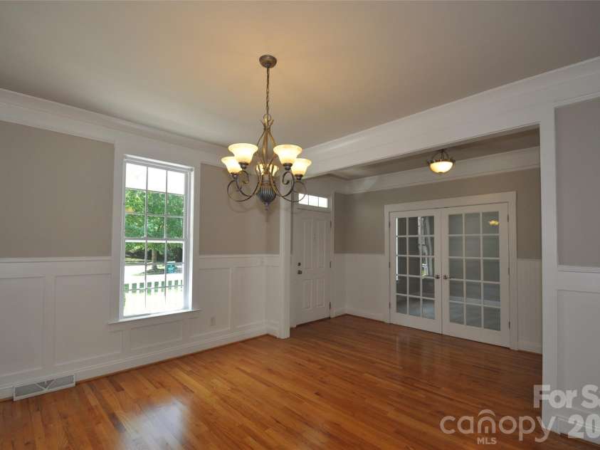 127 Pavillion Lane, Mooresville, NC 28117.  MLS# CAR4390234, YatesRealty ID 30177. 