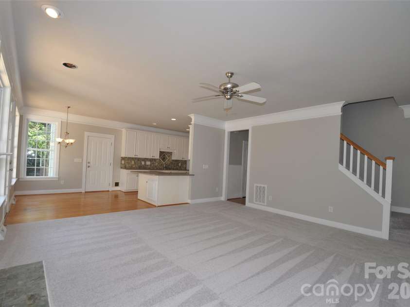 127 Pavillion Lane, Mooresville, NC 28117.  MLS# CAR4390234, YatesRealty ID 30177. 