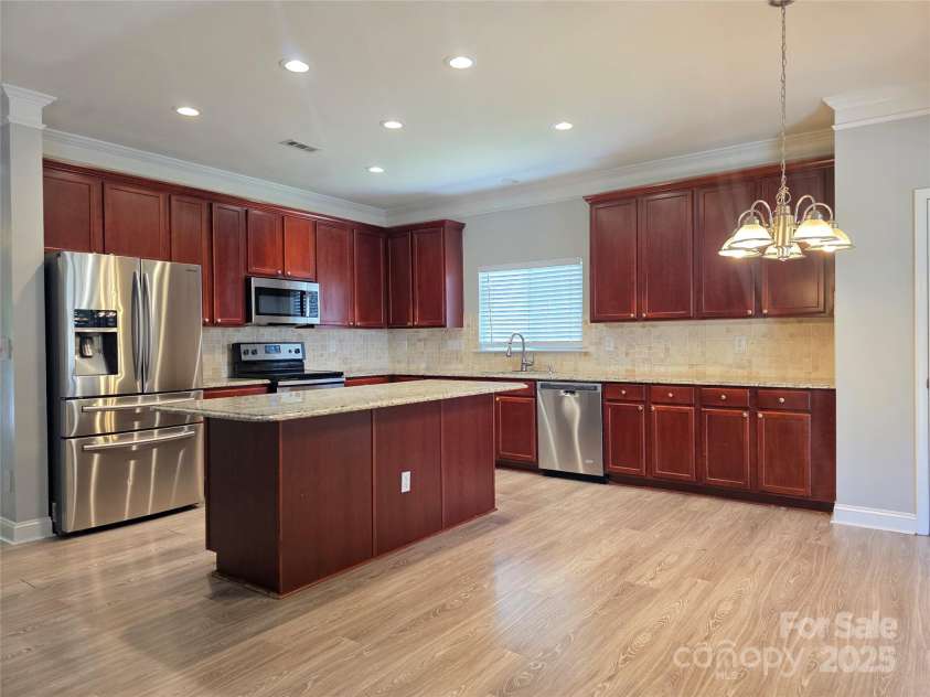 11016 Kinnairds Street, Charlotte, NC 28278.  MLS# CAR4286492, YatesRealty ID 30178. 
