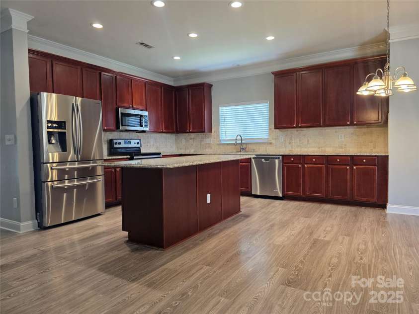 11016 Kinnairds Street, Charlotte, NC 28278.  MLS# CAR4286492, YatesRealty ID 30178. 