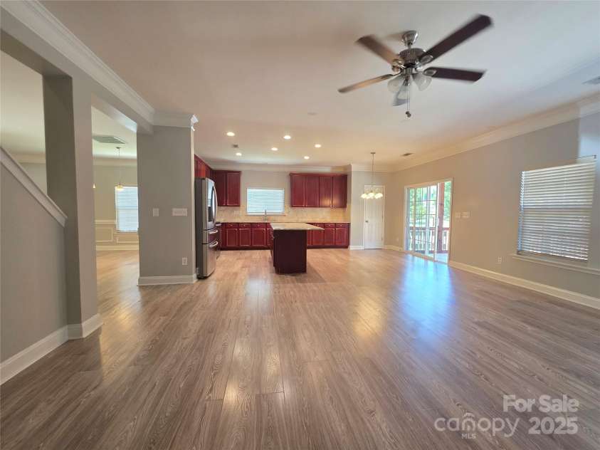 11016 Kinnairds Street, Charlotte, NC 28278.  MLS# CAR4286492, YatesRealty ID 30178. 