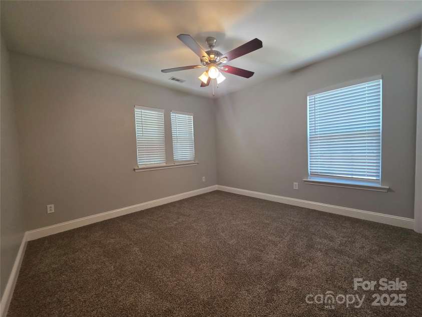11016 Kinnairds Street, Charlotte, NC 28278.  MLS# CAR4286492, YatesRealty ID 30178. 