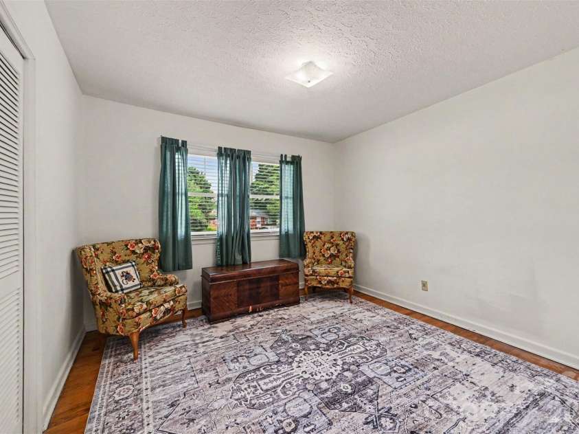 5111 Hawthorne Lane, Shelby, NC 28152.  MLS# CAR4391373, YatesRealty ID 30178. 