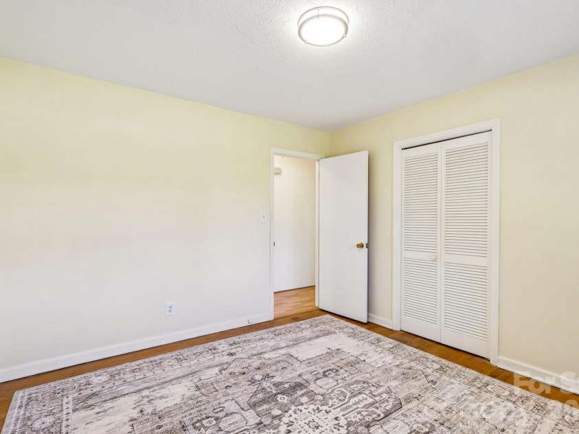 5111 Hawthorne Lane, Shelby, NC 28152.  MLS# CAR4422090, YatesRealty ID 30178. 