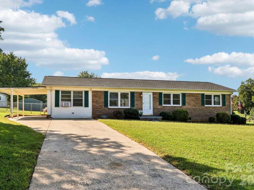 5111 Hawthorne Lane, Shelby, NC 28152.  MLS# CAR4422090, YatesRealty ID 30178. Carport for parking