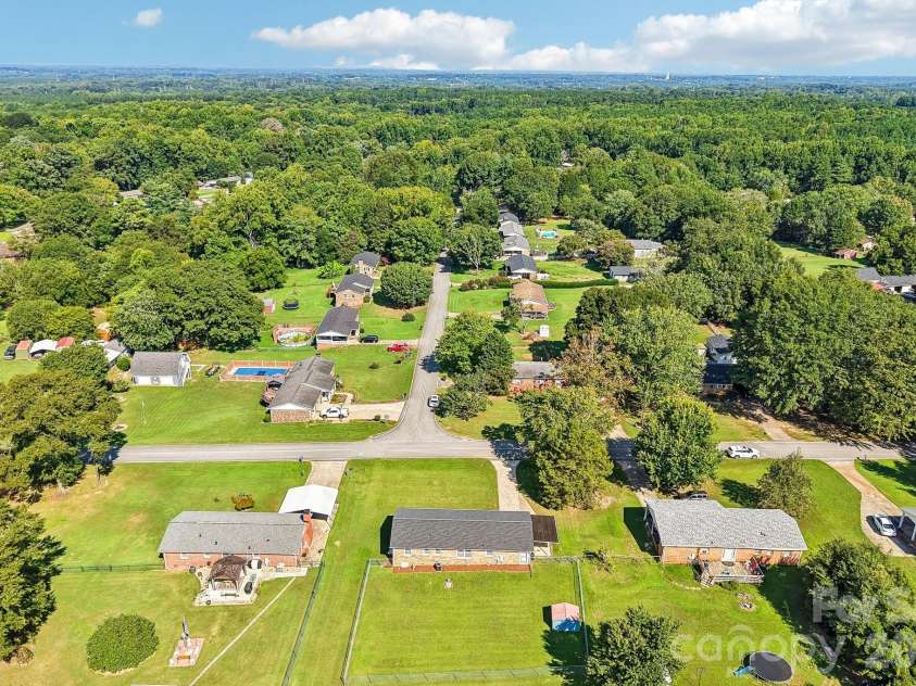 5111 Hawthorne Lane, Shelby, NC 28152.  MLS# CAR4422090, YatesRealty ID 30178. Nearly half an acre of green space!