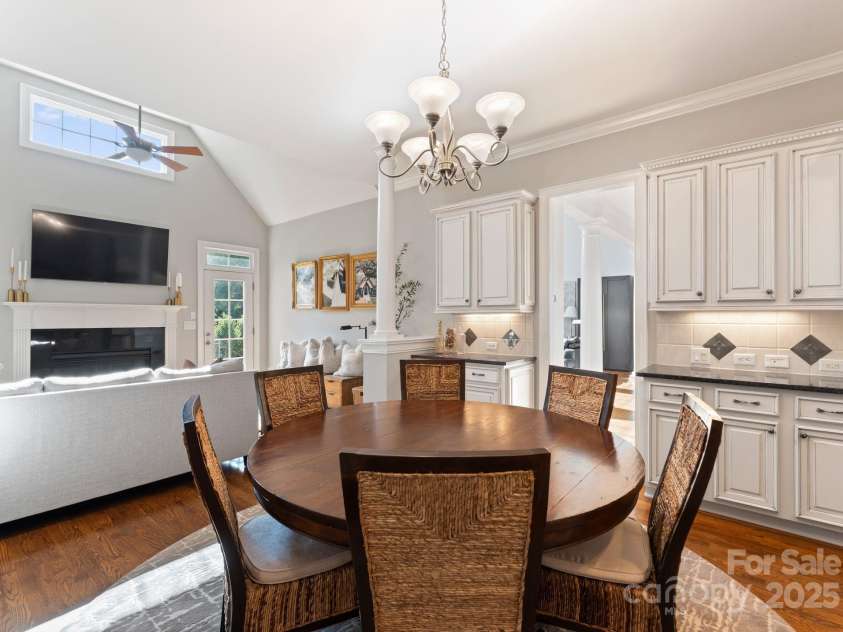 202 Montrose Drive, Waxhaw, NC 28173.  MLS# CAR4280547, YatesRealty ID 30179. 