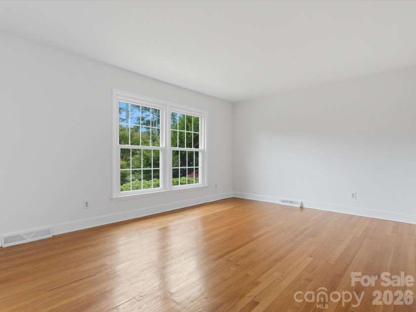 3130 Rea Road, Charlotte, NC 28226.  MLS# CAR4391759, YatesRealty ID 30179. 