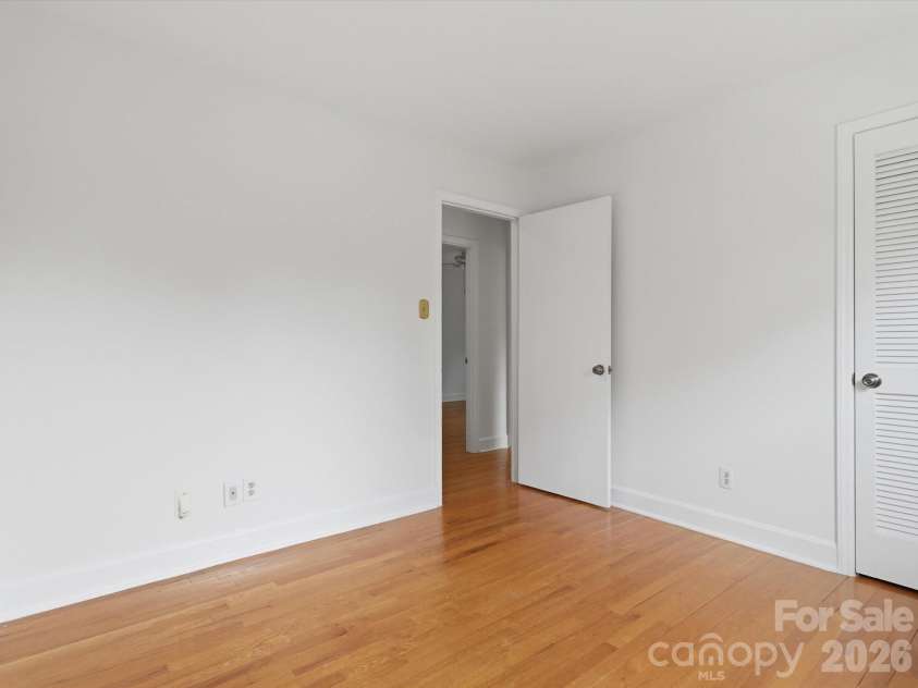 3130 Rea Road, Charlotte, NC 28226.  MLS# CAR4391759, YatesRealty ID 30179. 