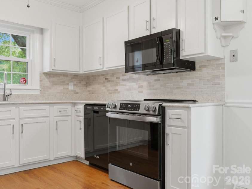 3130 Rea Road, Charlotte, NC 28226.  MLS# CAR4391759, YatesRealty ID 30179. 