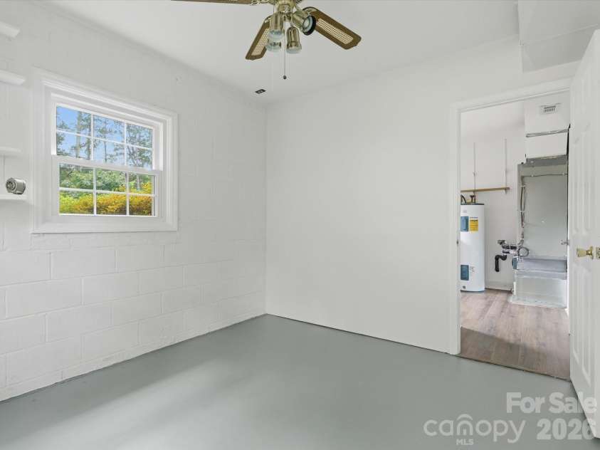 3130 Rea Road, Charlotte, NC 28226.  MLS# CAR4391759, YatesRealty ID 30179. 