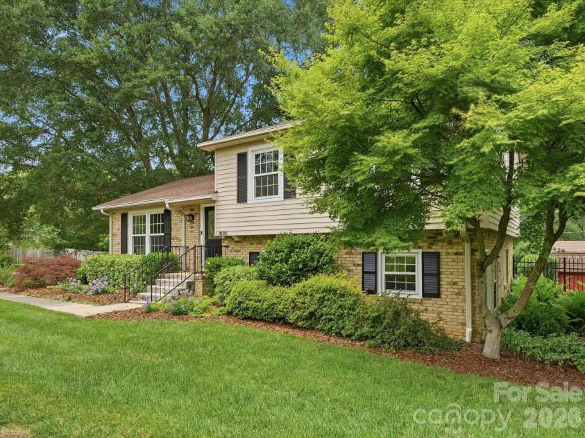 3130 Rea Road, Charlotte, NC 28226.  MLS# CAR4391759, YatesRealty ID 30179. 