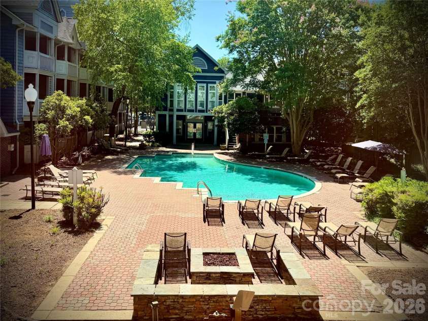 517 Graham Street, Charlotte, NC 28202.  MLS# CAR4384314, YatesRealty ID 3018. 