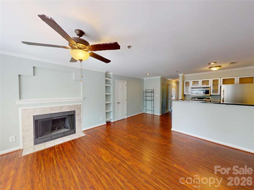 517 Graham Street, Charlotte, NC 28202.  MLS# CAR4384314, YatesRealty ID 3018. 