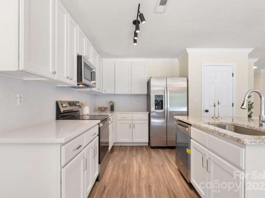 2448 Sweet Birch Court, Gastonia, NC 28054.  MLS# CAR4266935, YatesRealty ID 30180. 