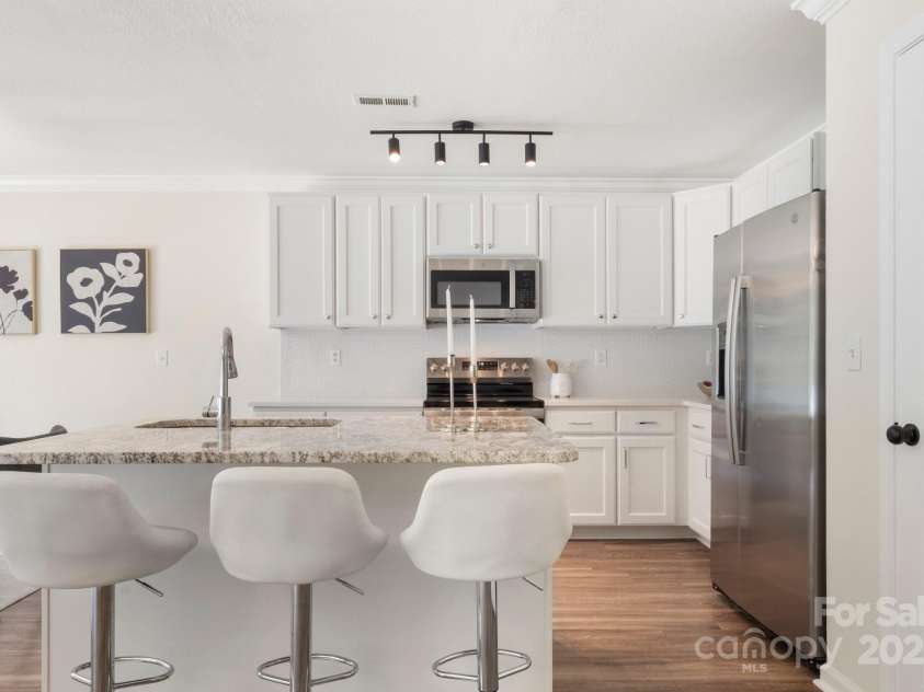 2448 Sweet Birch Court, Gastonia, NC 28054.  MLS# CAR4266935, YatesRealty ID 30180. 