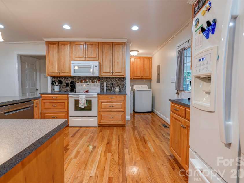 2830 Elizabeth Avenue, Shelby, NC 28150.  MLS# CAR4391953, YatesRealty ID 30180. 
