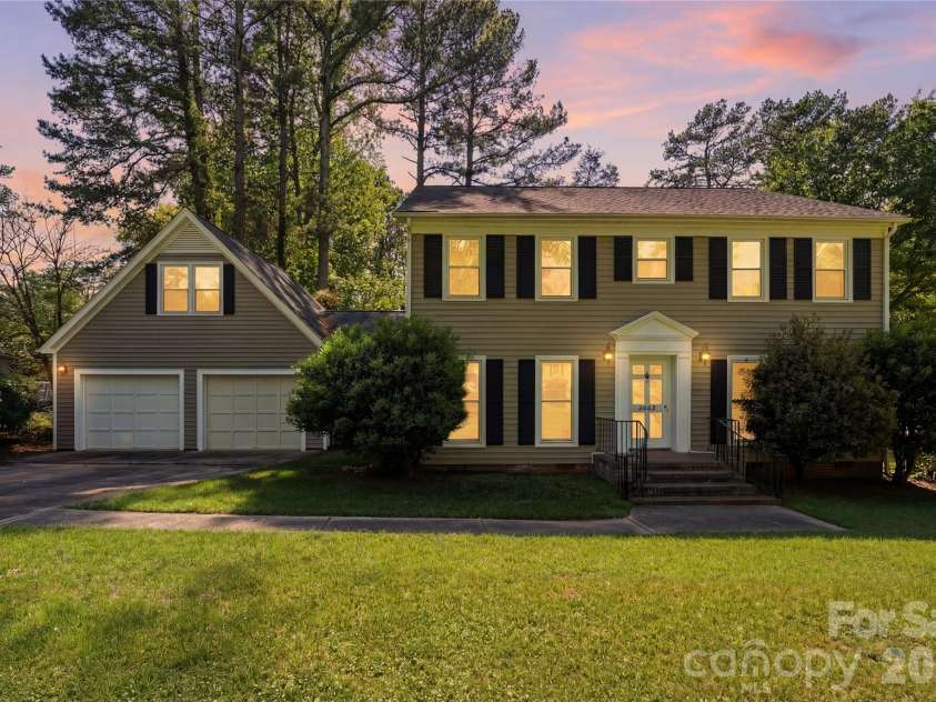 2087 Poinsett Drive, Rock Hill, SC 29732.  MLS# CAR4369822, YatesRealty ID 30181. 
