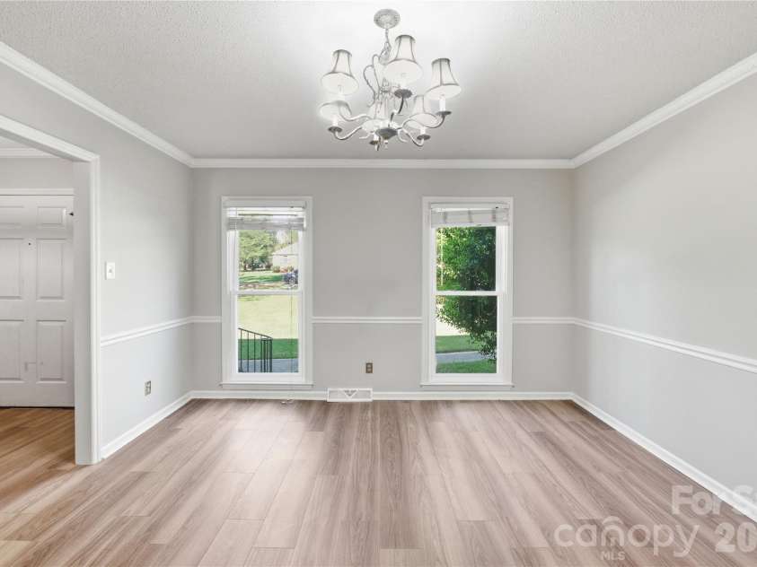 2087 Poinsett Drive, Rock Hill, SC 29732.  MLS# CAR4369822, YatesRealty ID 30181. 