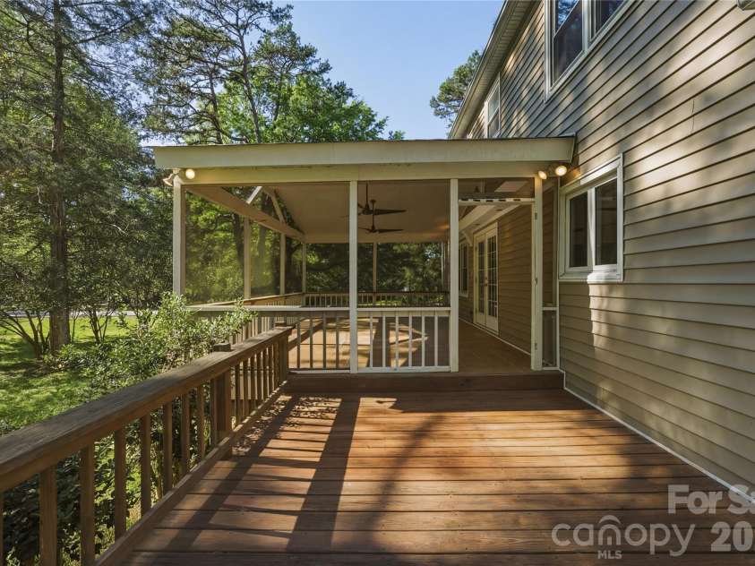 2087 Poinsett Drive, Rock Hill, SC 29732.  MLS# CAR4369822, YatesRealty ID 30181. 