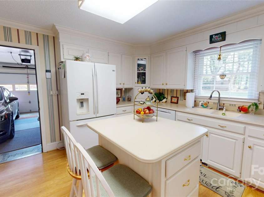 1112 Martha Drive, Monroe, NC 28112.  MLS# CAR4277118, YatesRealty ID 30184. 
