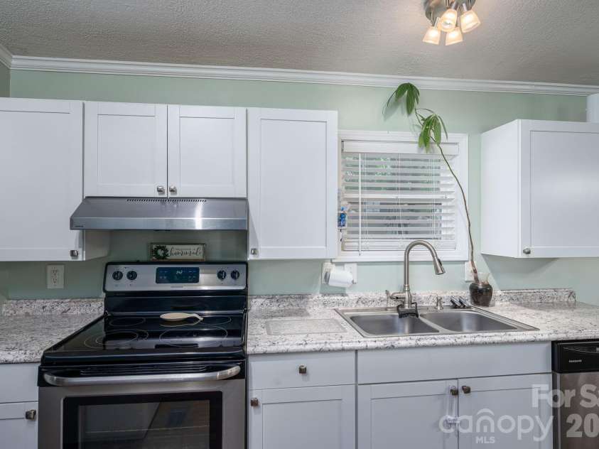 6815 Lackey Road, Vale, NC 28168.  MLS# CAR4389327, YatesRealty ID 30185. 