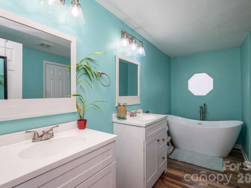 6815 Lackey Road, Vale, NC 28168.  MLS# CAR4389327, YatesRealty ID 30185. 