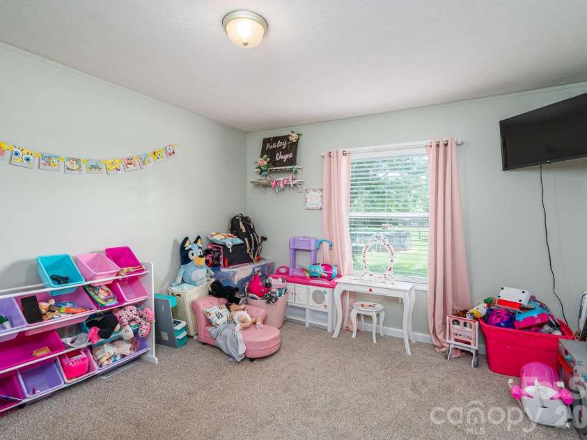 6815 Lackey Road, Vale, NC 28168.  MLS# CAR4389327, YatesRealty ID 30185. 