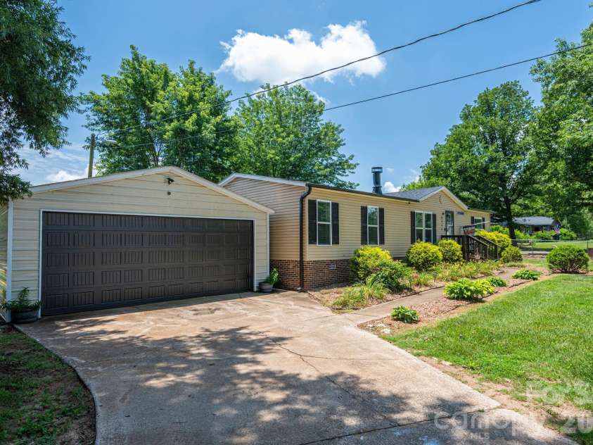 6815 Lackey Road, Vale, NC 28168.  MLS# CAR4389327, YatesRealty ID 30185. 