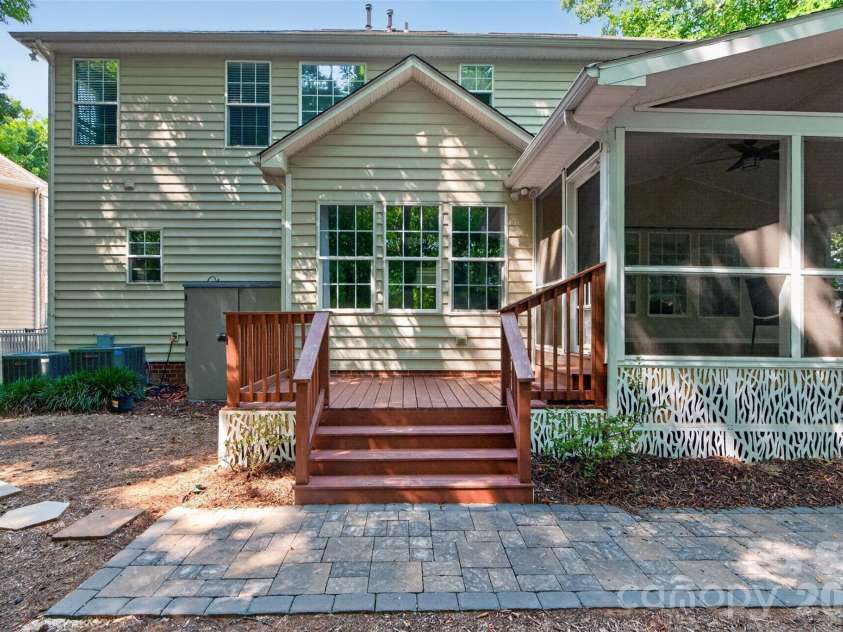 203 Elven Court, Waxhaw, NC 28173.  MLS# CAR4382799, YatesRealty ID 30186. 