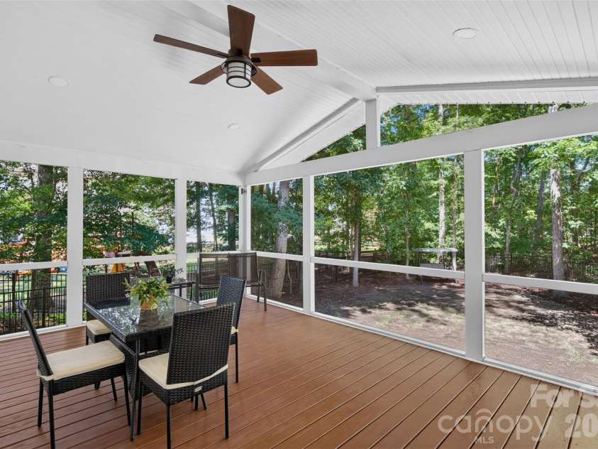 203 Elven Court, Waxhaw, NC 28173.  MLS# CAR4382799, YatesRealty ID 30186. 