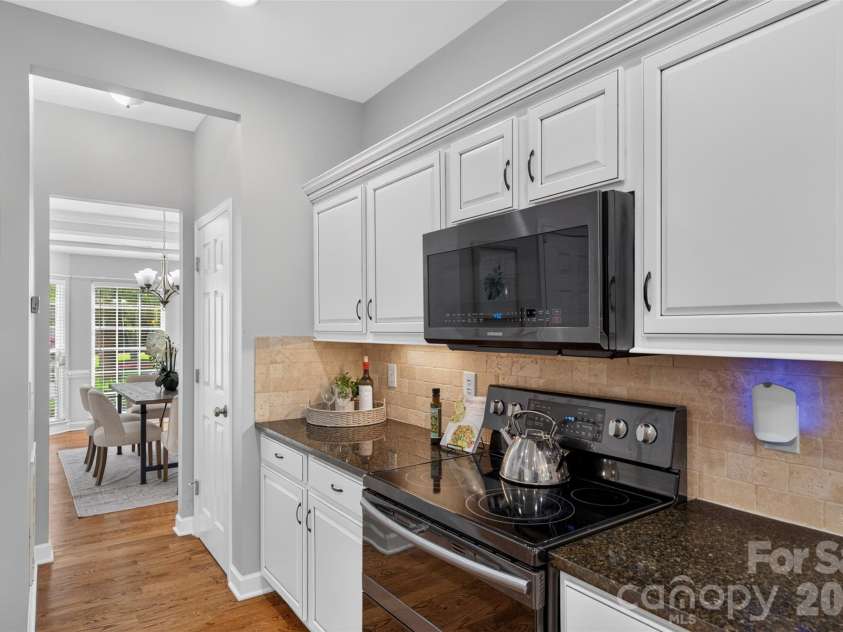 203 Elven Court, Waxhaw, NC 28173.  MLS# CAR4382799, YatesRealty ID 30186. 