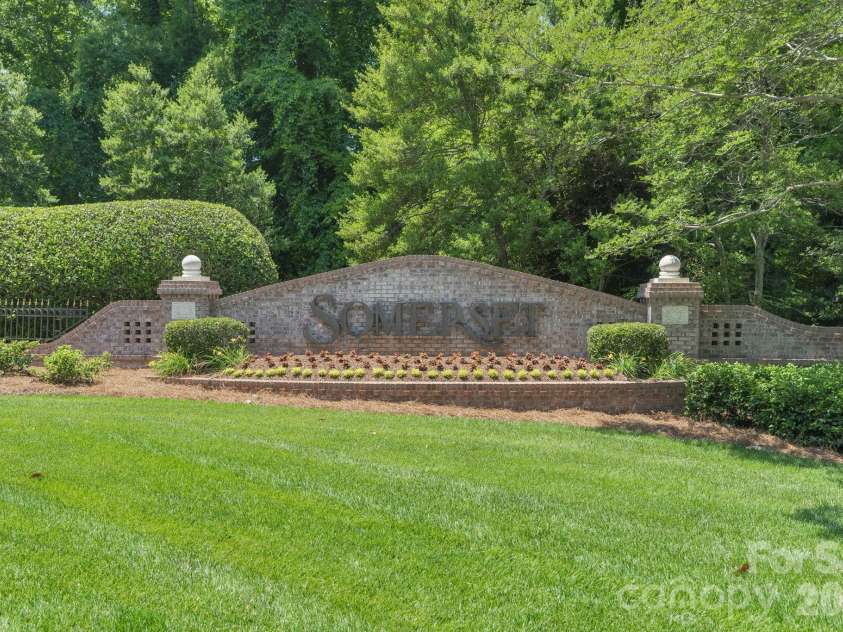 203 Elven Court, Waxhaw, NC 28173.  MLS# CAR4382799, YatesRealty ID 30186. Front Monument