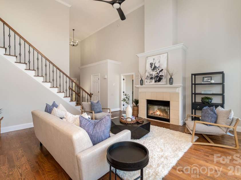20105 Chapel Point Lane, Cornelius, NC 28031.  MLS# CAR4284650, YatesRealty ID 30187. 