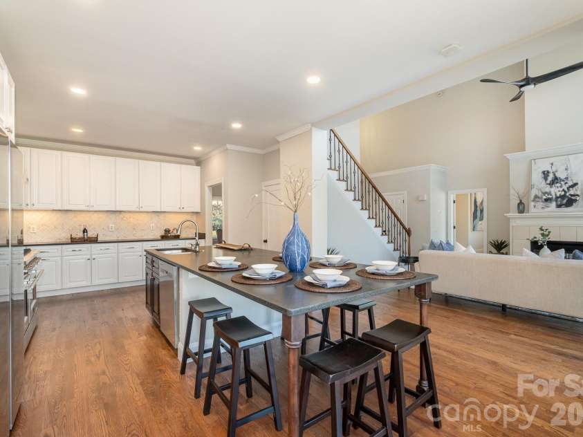 20105 Chapel Point Lane, Cornelius, NC 28031.  MLS# CAR4284650, YatesRealty ID 30187. 