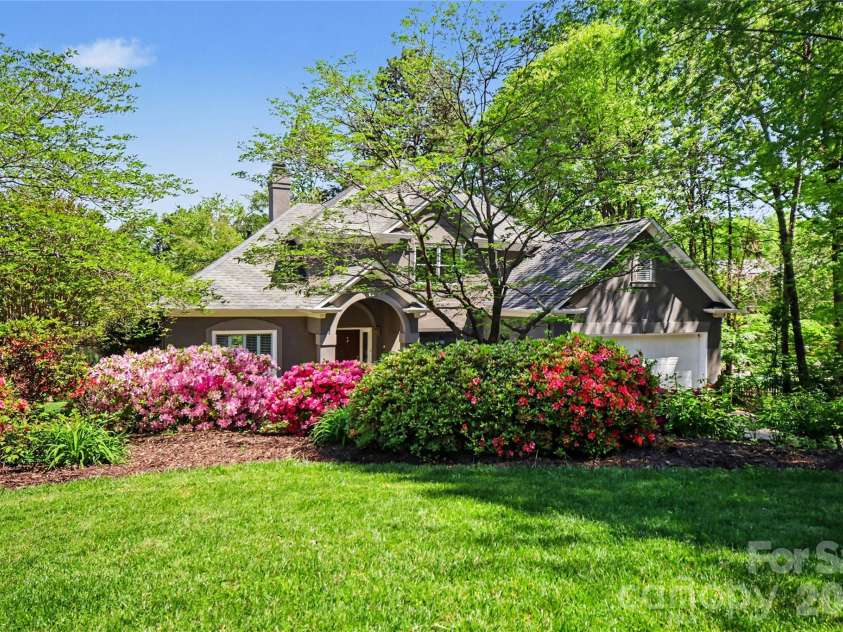 20105 Chapel Point Lane, Cornelius, NC 28031.  MLS# CAR4284650, YatesRealty ID 30187. 