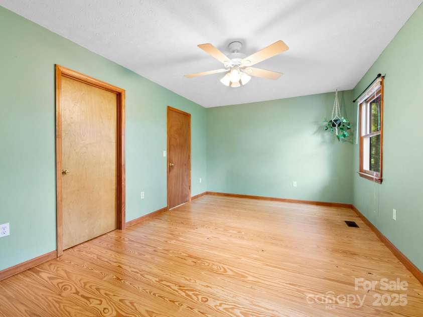 35 Essex Road, Waynesville, NC 28786.  MLS# CAR4280173, YatesRealty ID 30187. Primary Bedroom