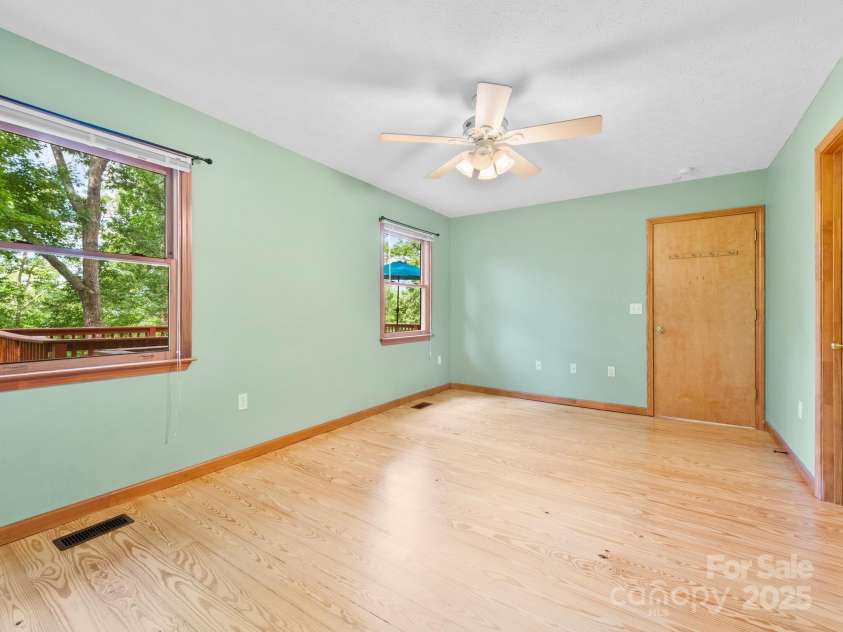 35 Essex Road, Waynesville, NC 28786.  MLS# CAR4280173, YatesRealty ID 30187. Primary Bedroom