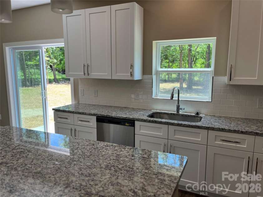 183 Pine Haven Road, Statesville, NC 28677.  MLS# CAR4320547, YatesRealty ID 30188. 