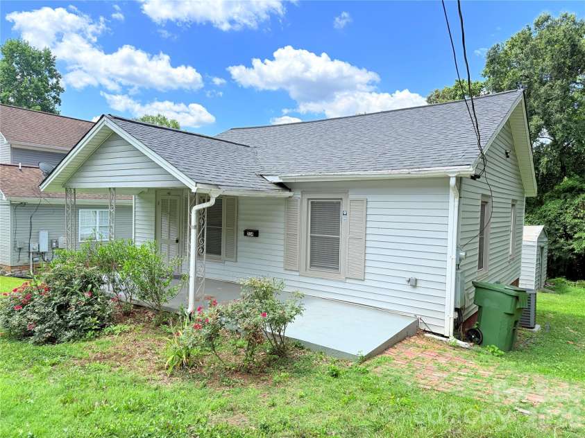 214 Wood Street, Mount Holly, NC 28120.  MLS# CAR4349065, YatesRealty ID 3019. 